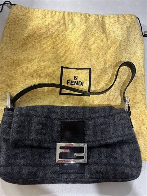 fendi マンマバケット